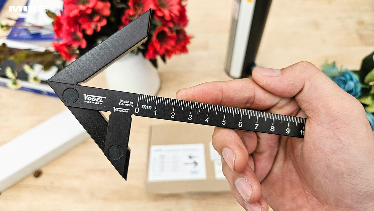 Eke nhôm xác định tâm 31254, làm bằng hợp kim Dur-Aluminium